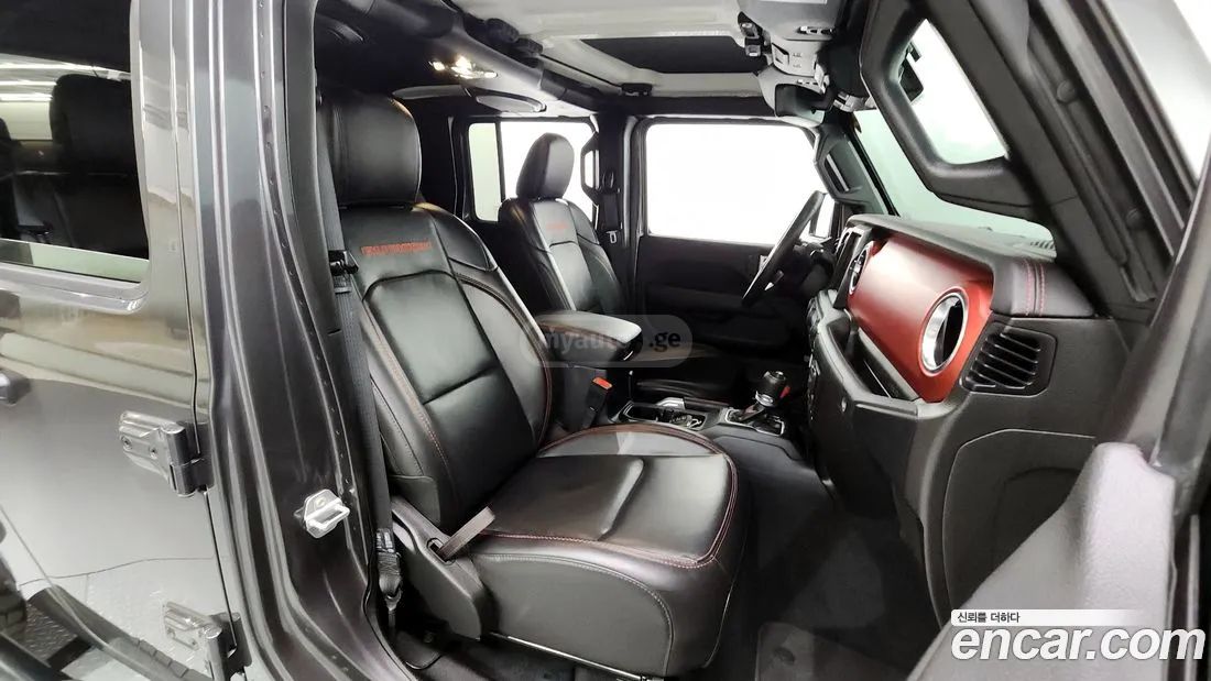 Jeep Gladiator - фото 11