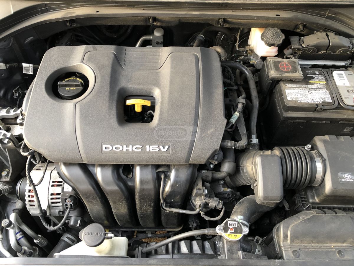 Hyundai Elantra - фото 14