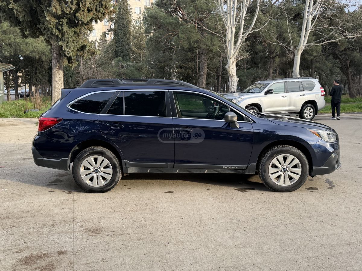 Subaru Outback - фото 2