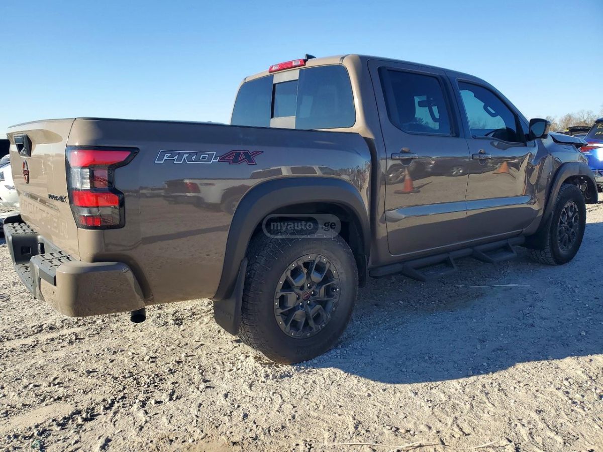 Nissan Frontier 2024 — миниатюра 3