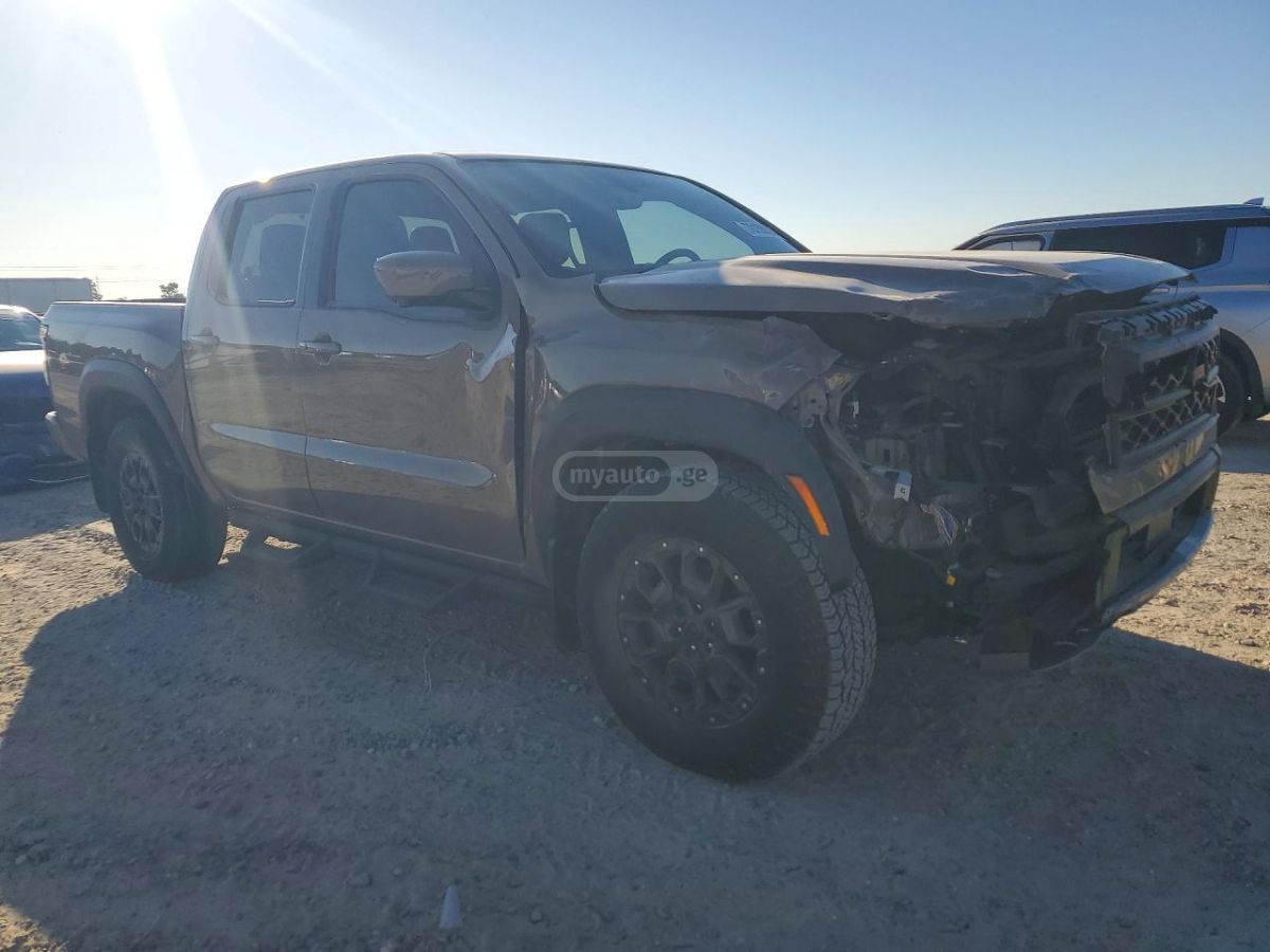 Nissan Frontier 2024 — миниатюра 4