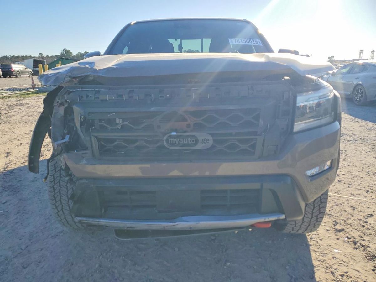 Nissan Frontier 2024 — миниатюра 5