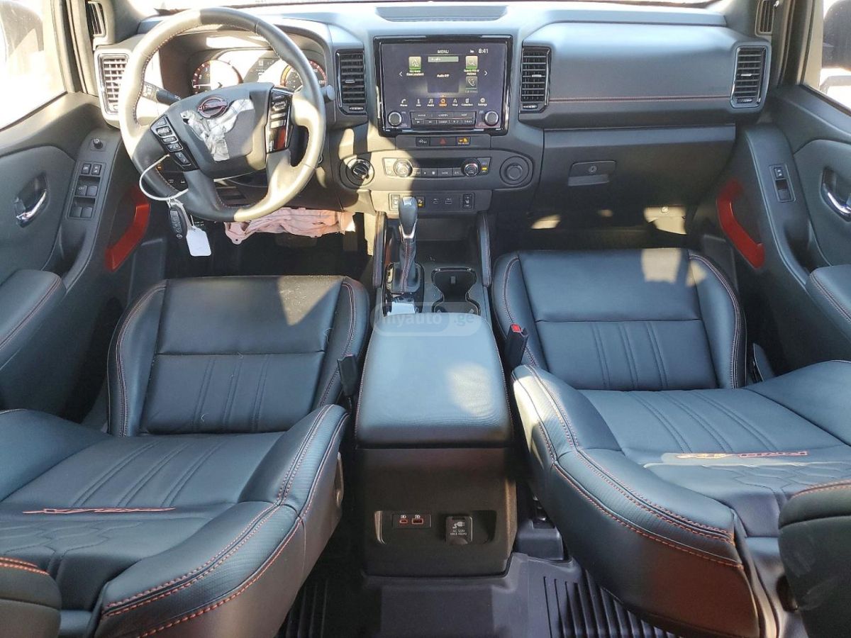 Nissan Frontier 2024 — миниатюра 8