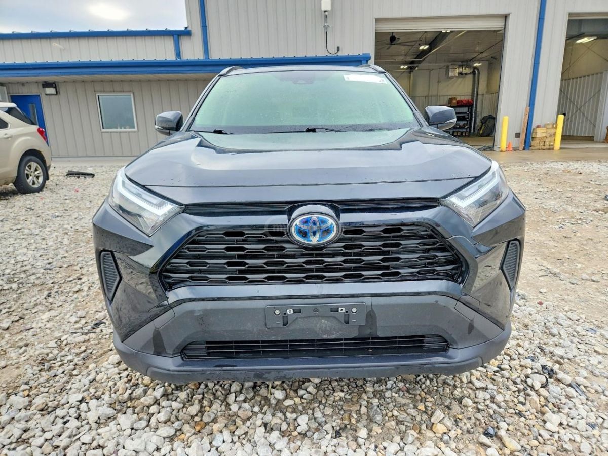 Toyota Rav 4 - фото 3