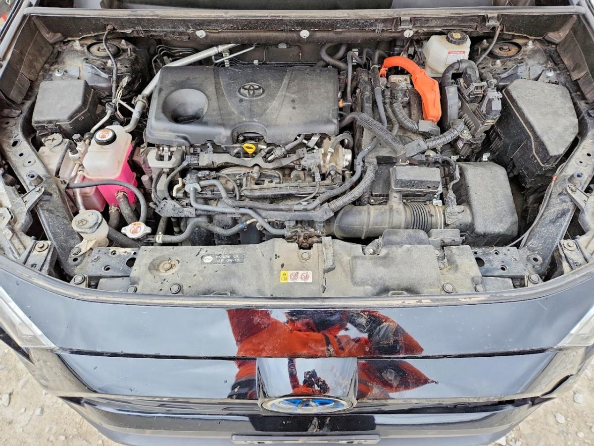 Toyota Rav 4 - фото 7