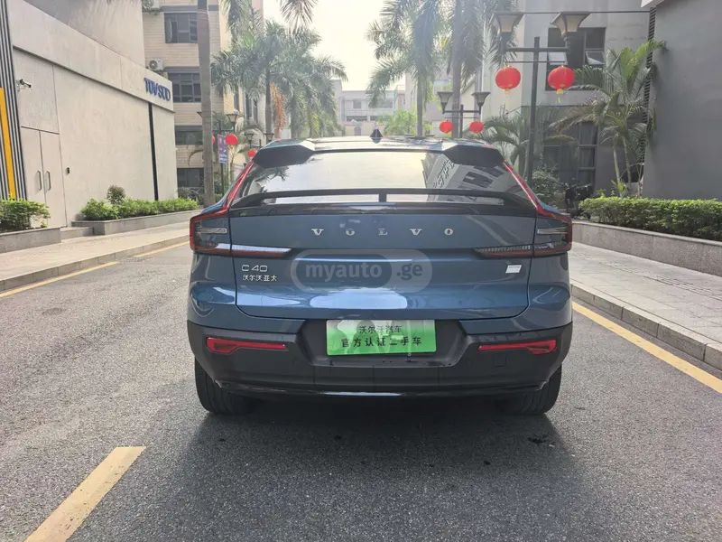 Volvo C40 2024 — миниатюра 5