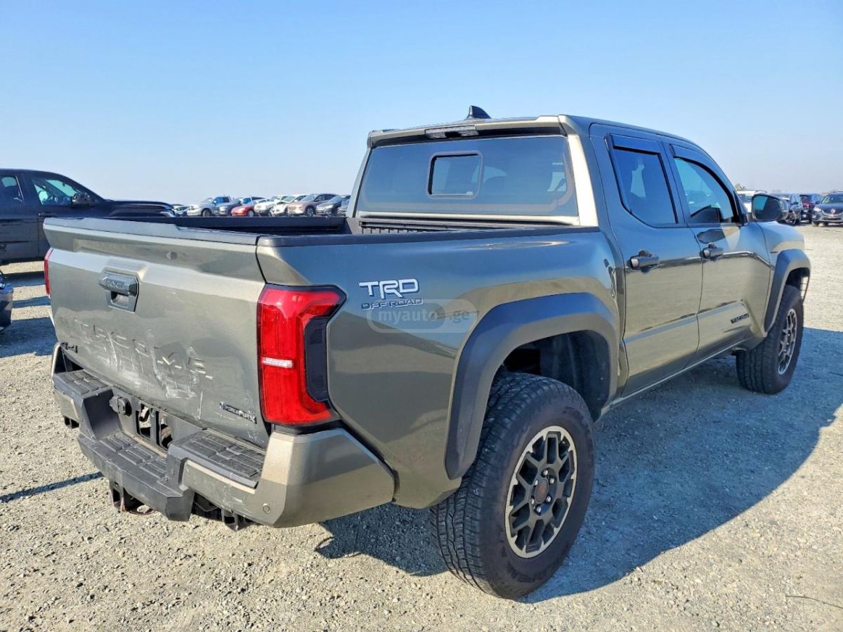 Toyota Tacoma 2024 — миниатюра 10