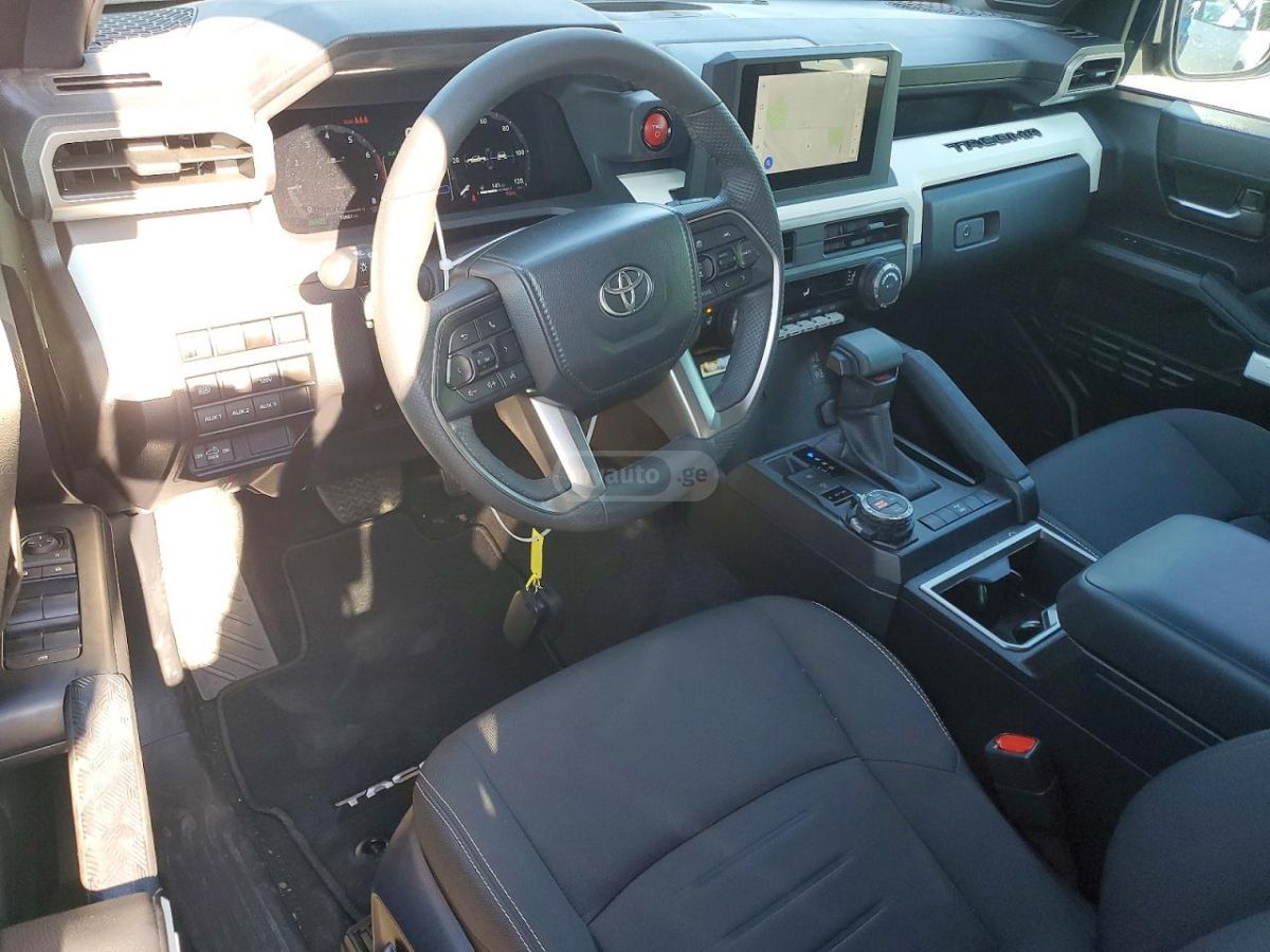 Toyota Tacoma 2024 — миниатюра 9