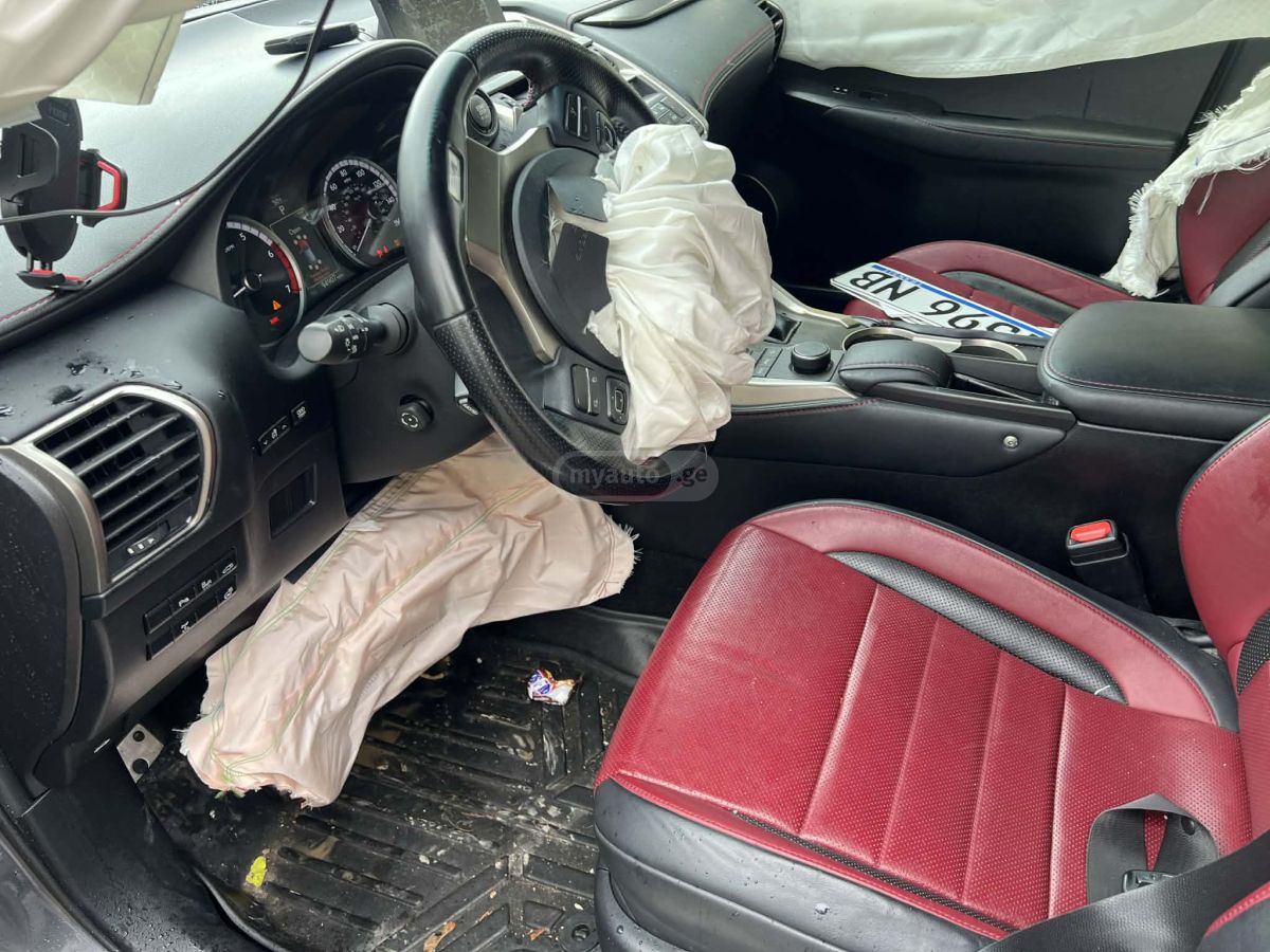 Lexus NX 200 - фото 10