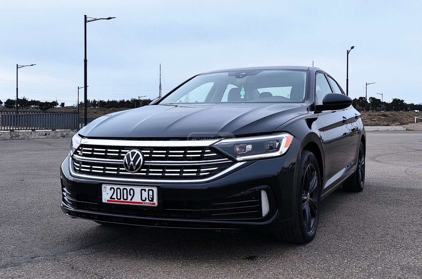 Volkswagen Jetta - фото 1