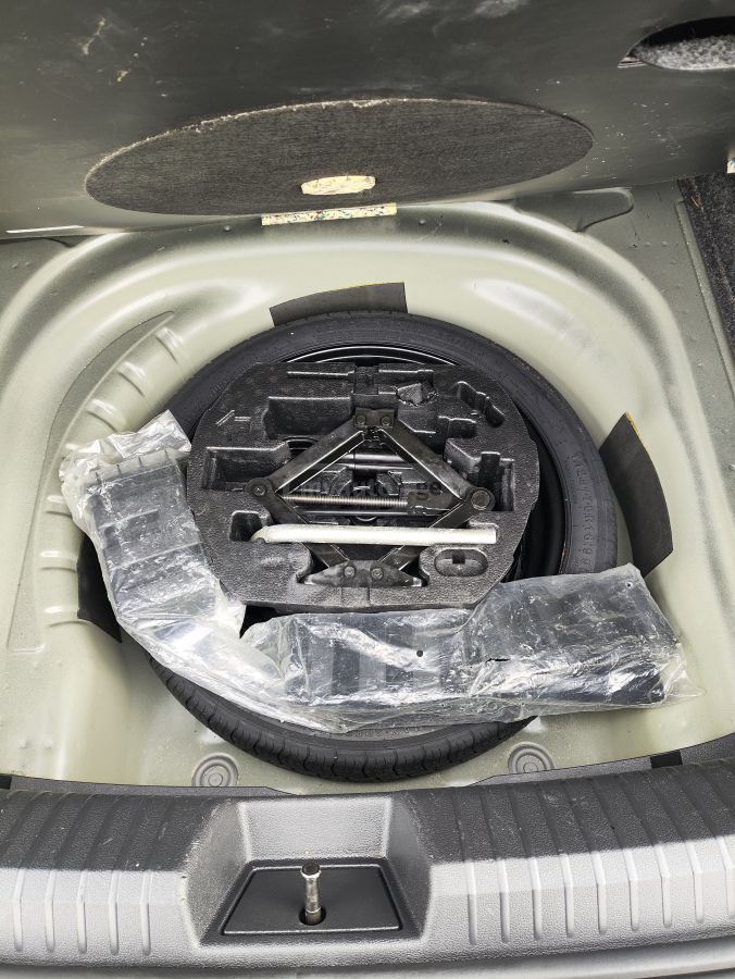 Volkswagen Jetta - фото 12