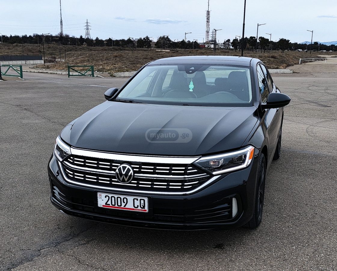 Volkswagen Jetta - фото 5