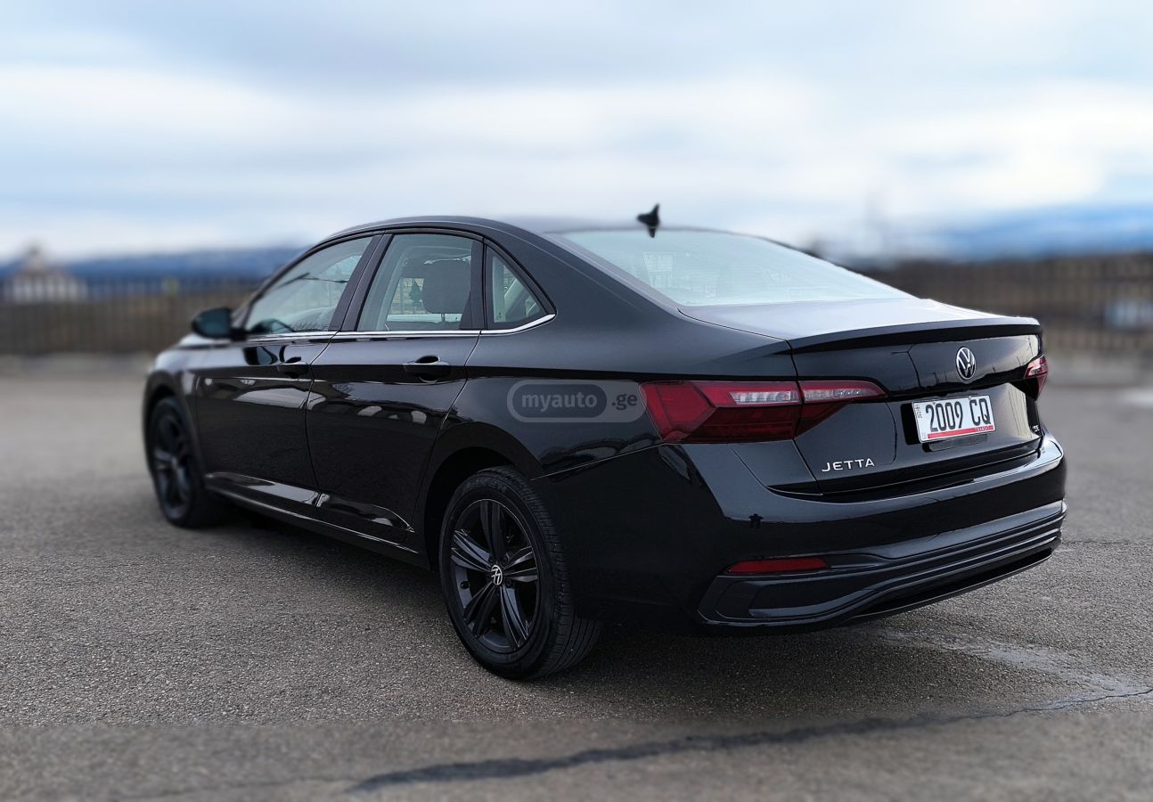 Volkswagen Jetta - фото 6