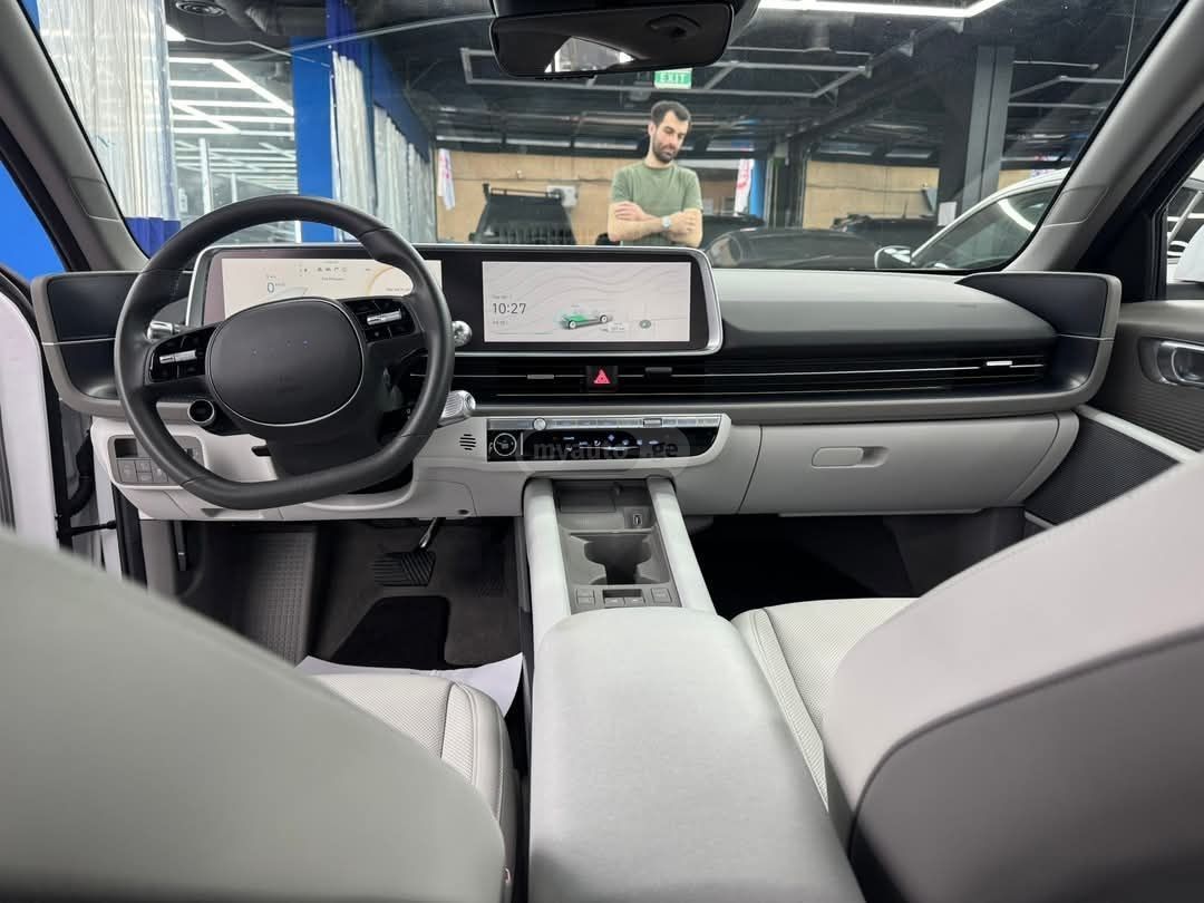 Hyundai Ioniq 6 SE Rear Wheel Drive Automatic 2023 — миниатюра 13