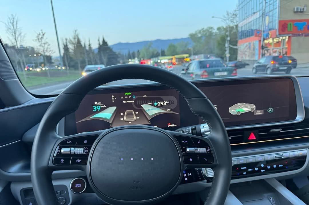 Hyundai Ioniq 6 SE Rear Wheel Drive Automatic 2023 — миниатюра 14