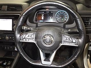 Nissan Leaf - фото 10