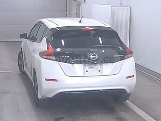 Nissan Leaf - фото 2