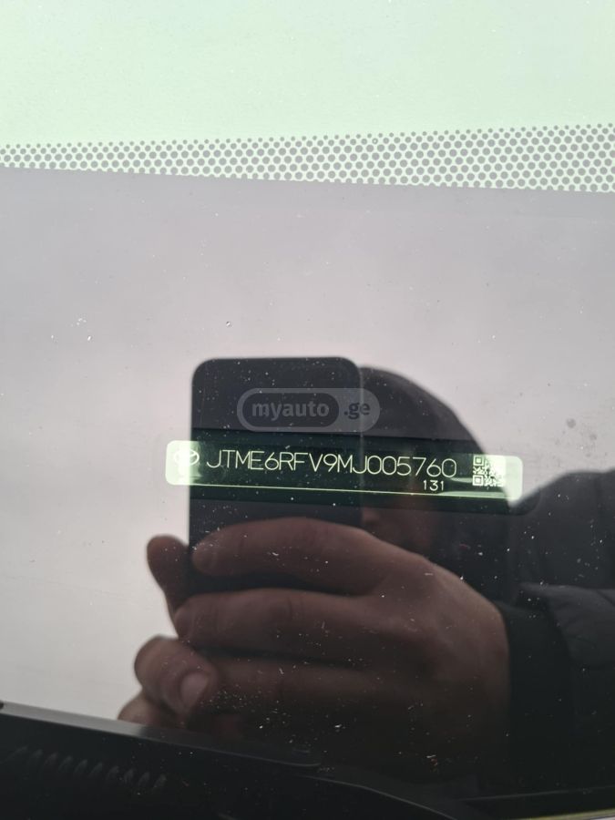 Toyota RAV 4 - фото 10