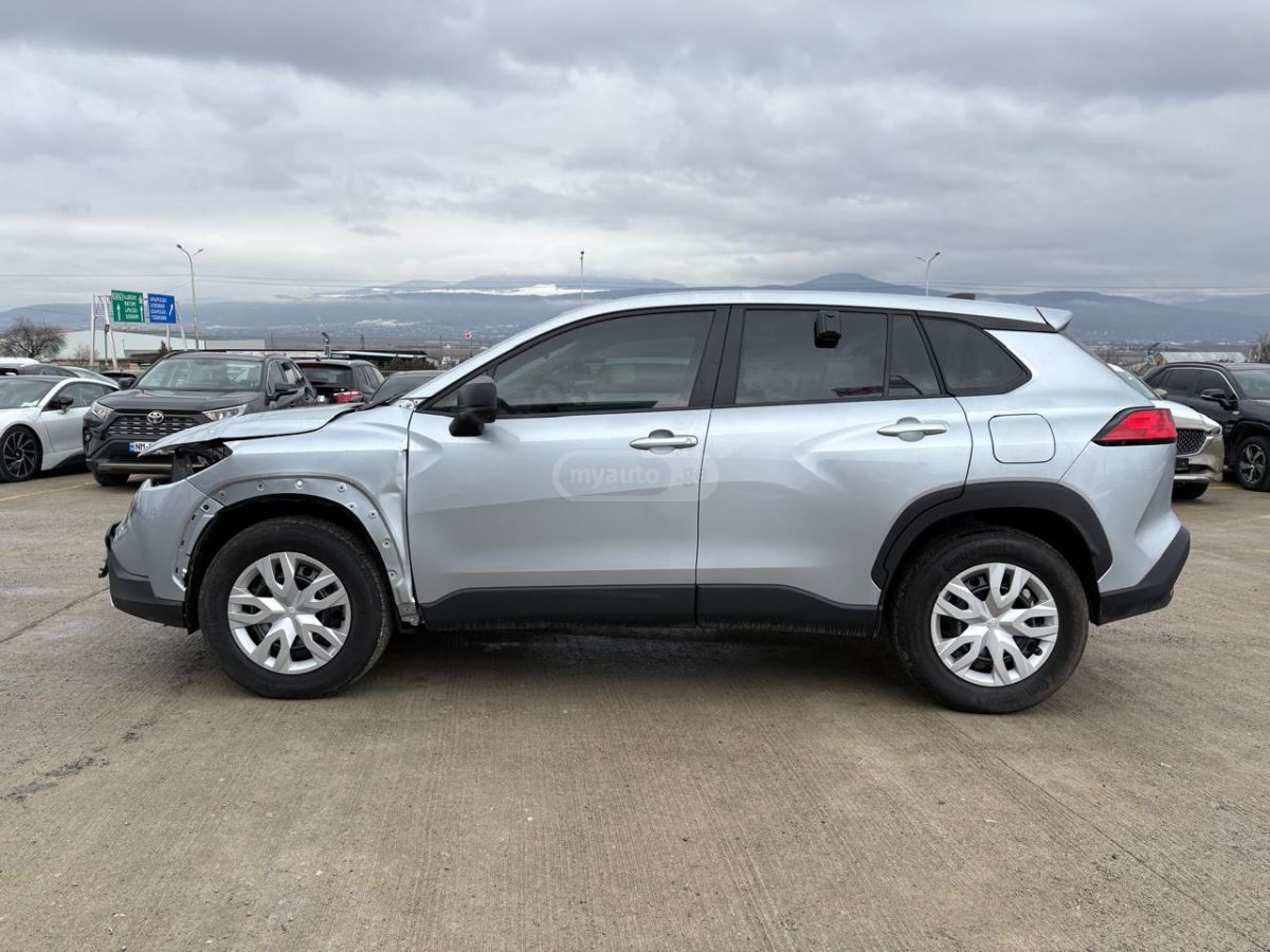 Toyota Corolla cross 2025 — миниатюра 4