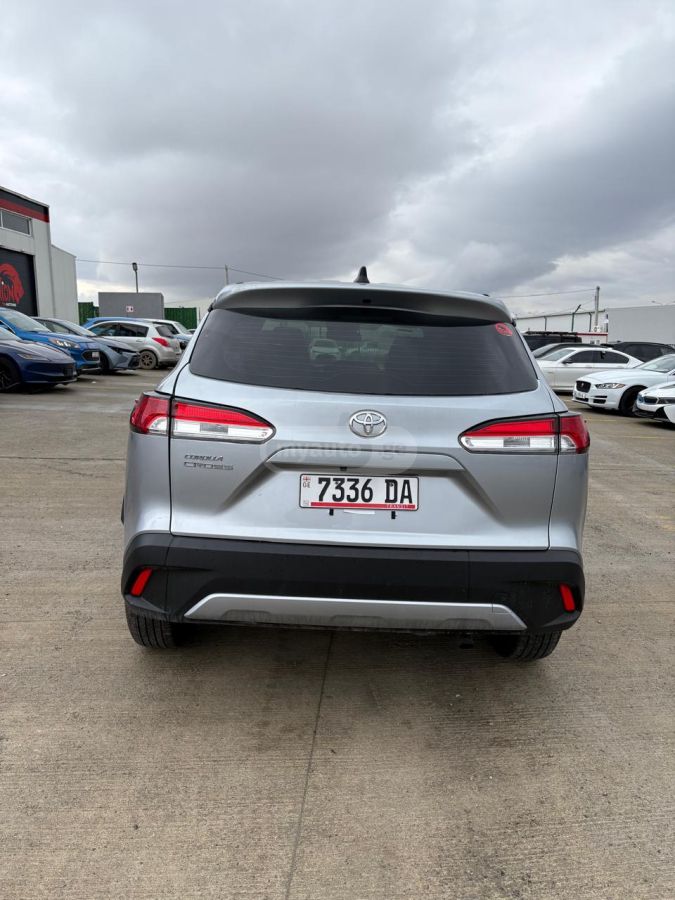 Toyota Corolla cross 2025 — миниатюра 6