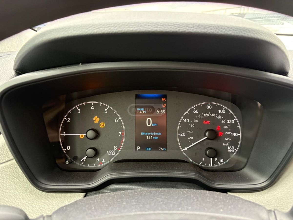 Toyota Corolla cross 2025 — миниатюра 9