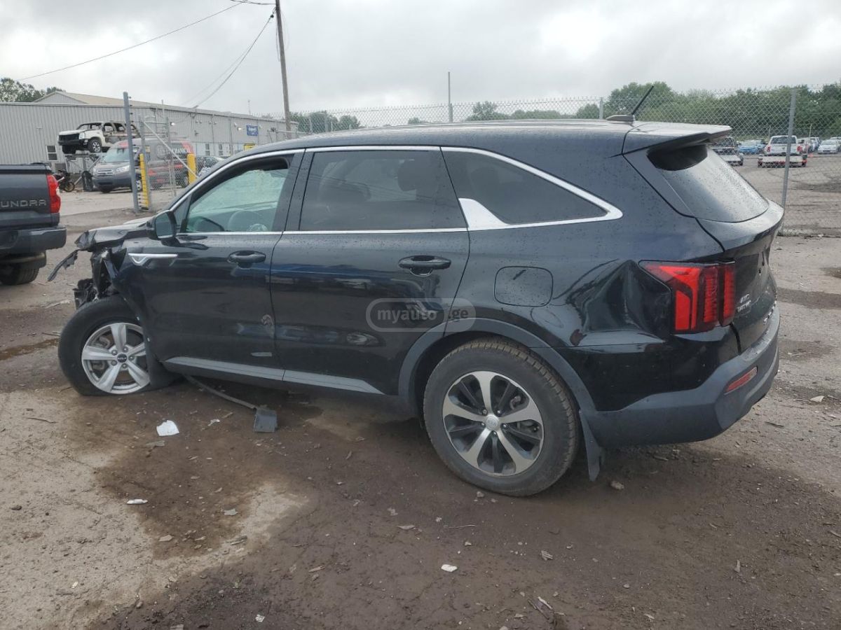 Kia Sorento - фото 2