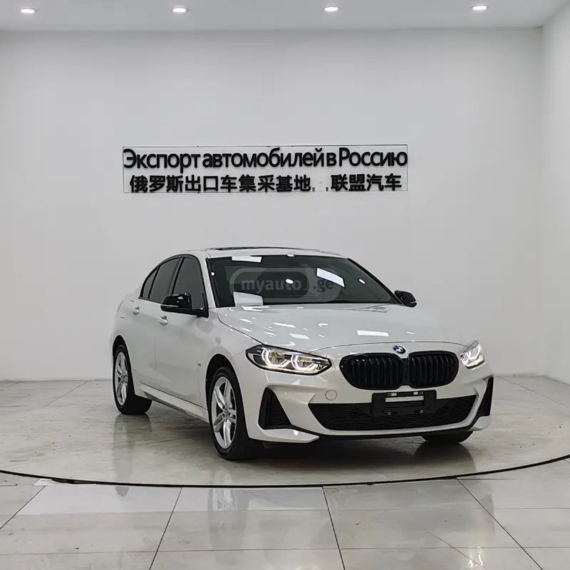 BMW 135 2021 — миниатюра 3