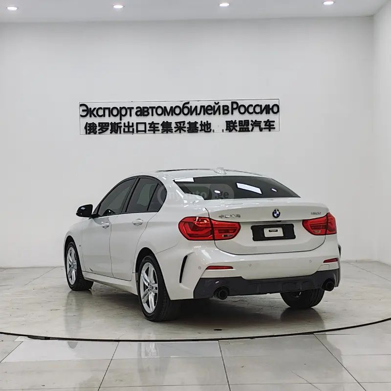 BMW 135 2021 — миниатюра 5