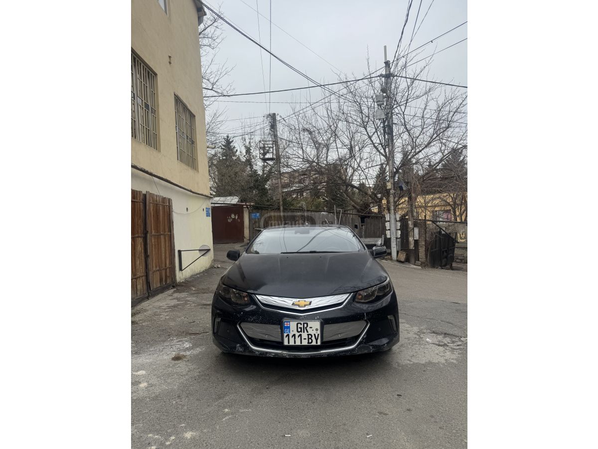 Chevrolet Volt - фото 1