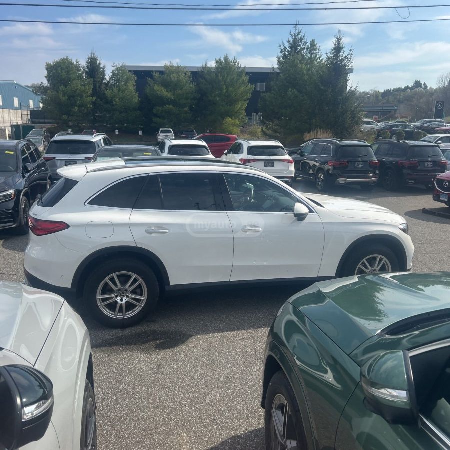 Mercedes-Benz GLC 300 - фото 15
