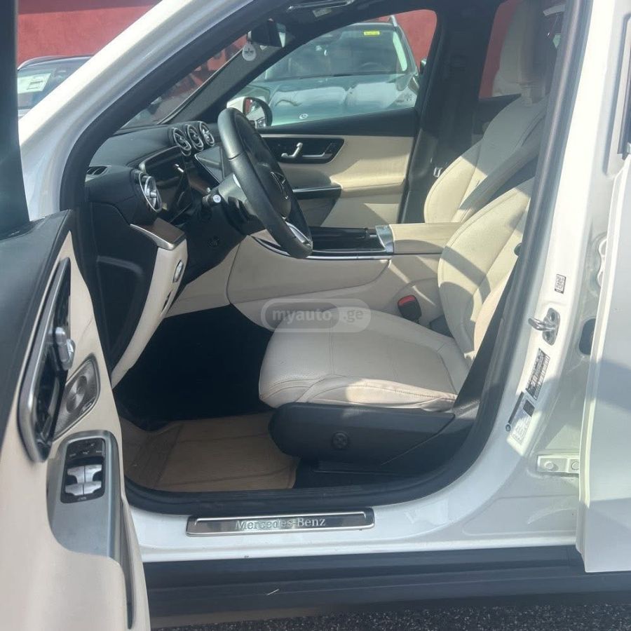 Mercedes-Benz GLC 300 - фото 7