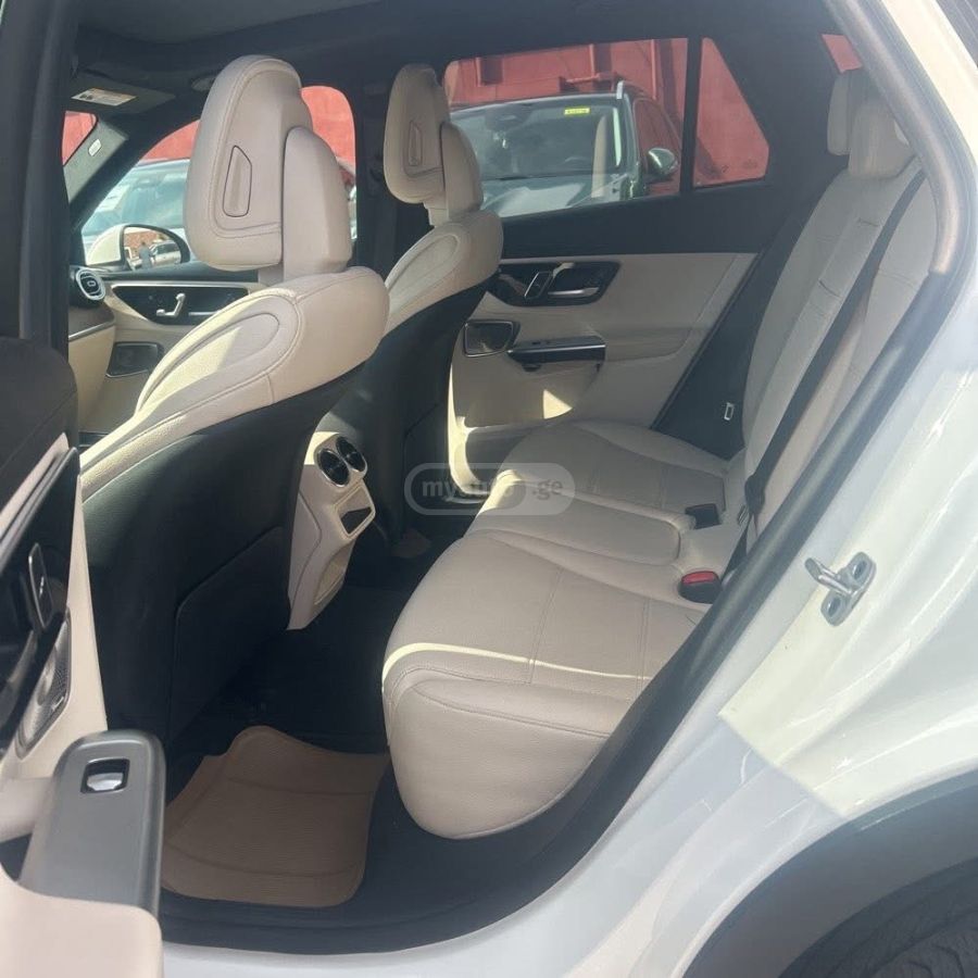 Mercedes-Benz GLC 300 - фото 8
