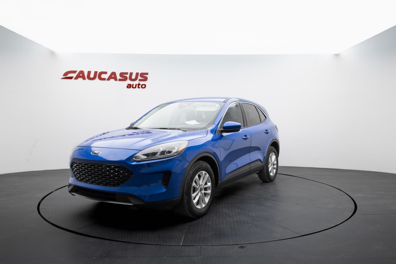 Ford Escape - фото 1