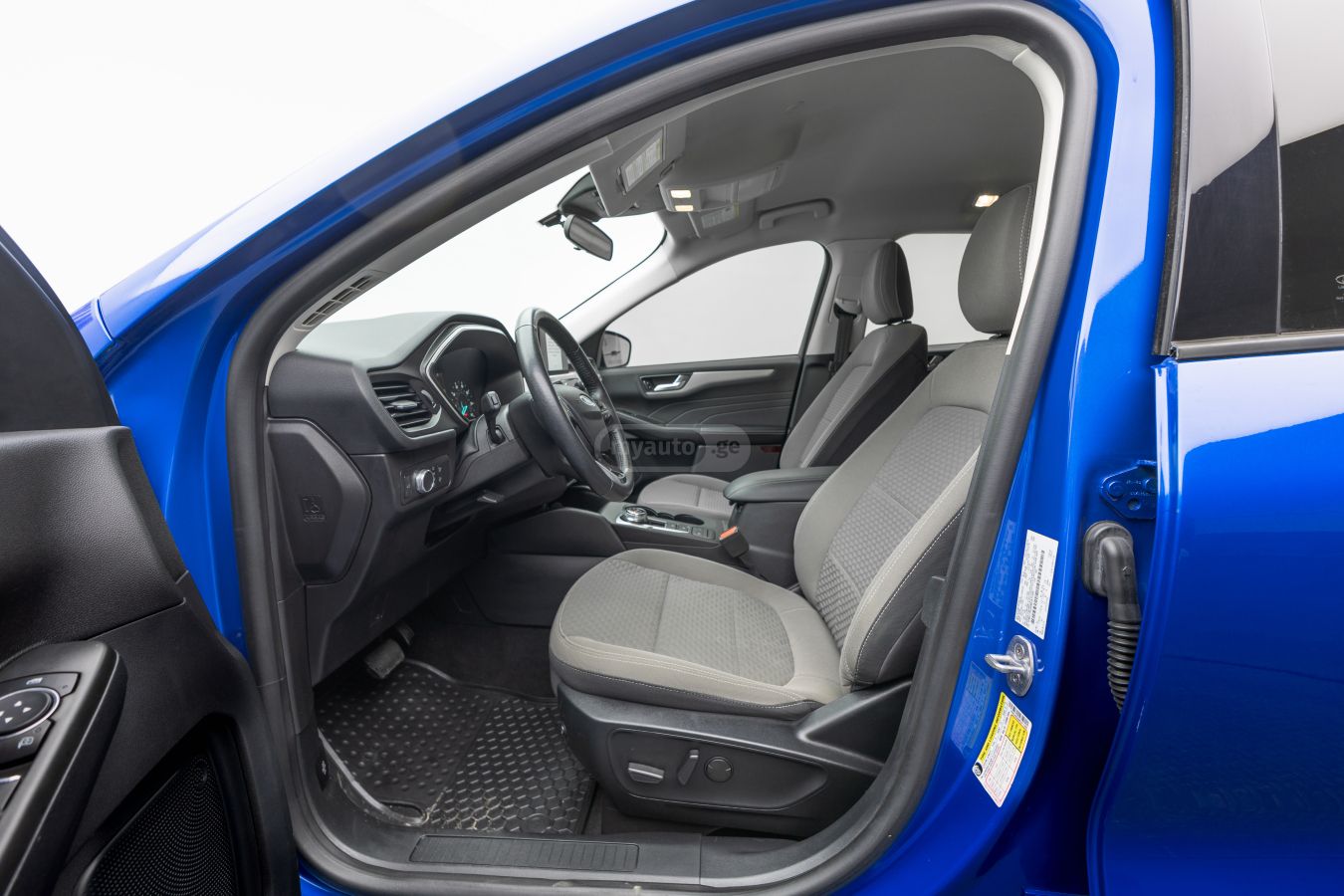 Ford Escape - фото 10