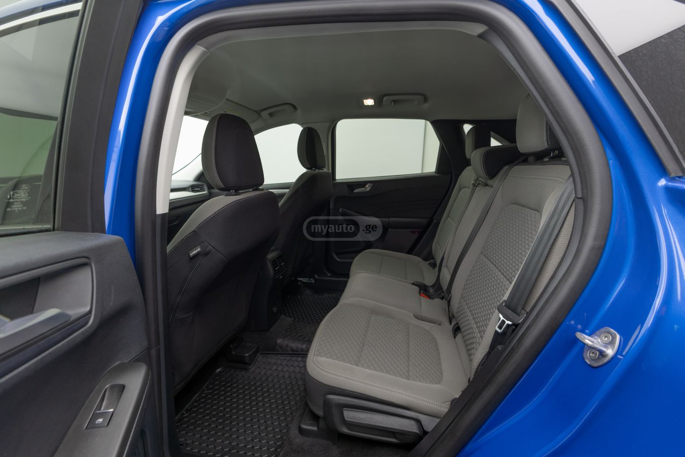 Ford Escape - фото 8