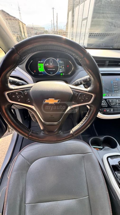 Chevrolet Bolt EV - фото 10