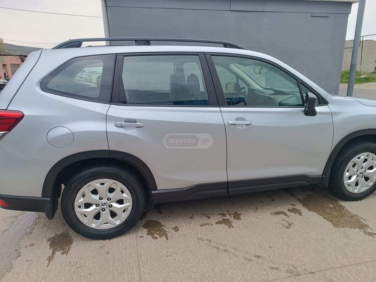 Subaru Forester - фото 7