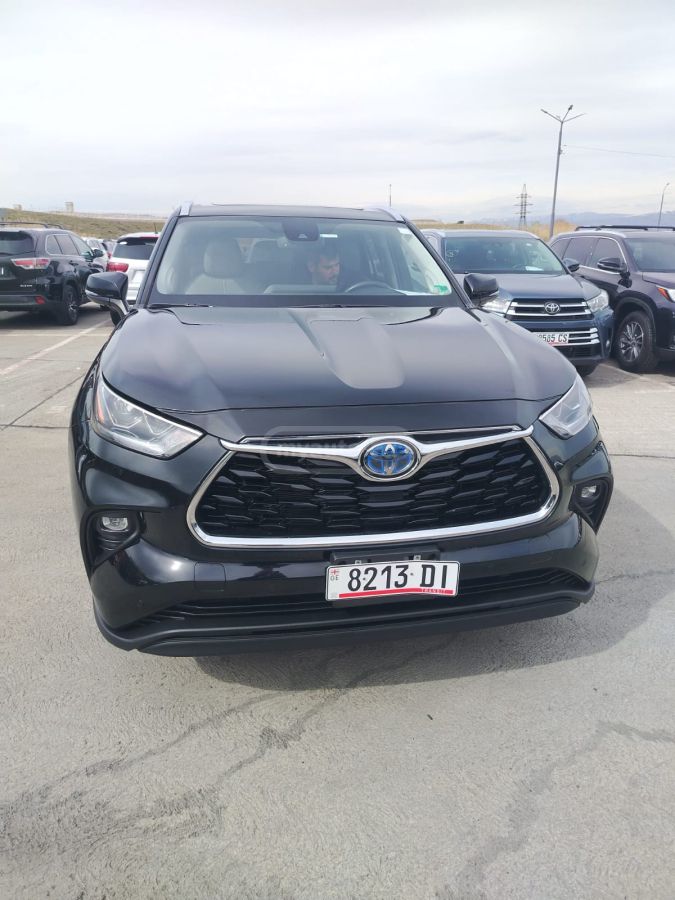 Toyota Sienna - фото 3