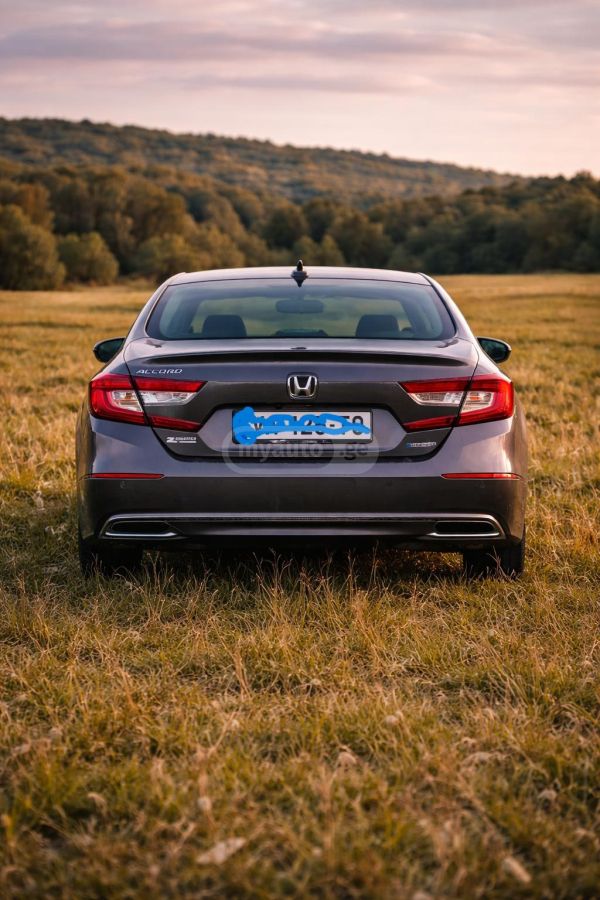 Honda Accord - фото 3