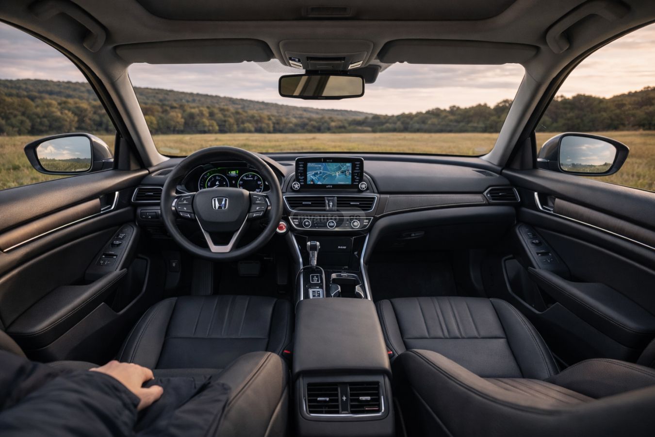 Honda Accord - фото 6