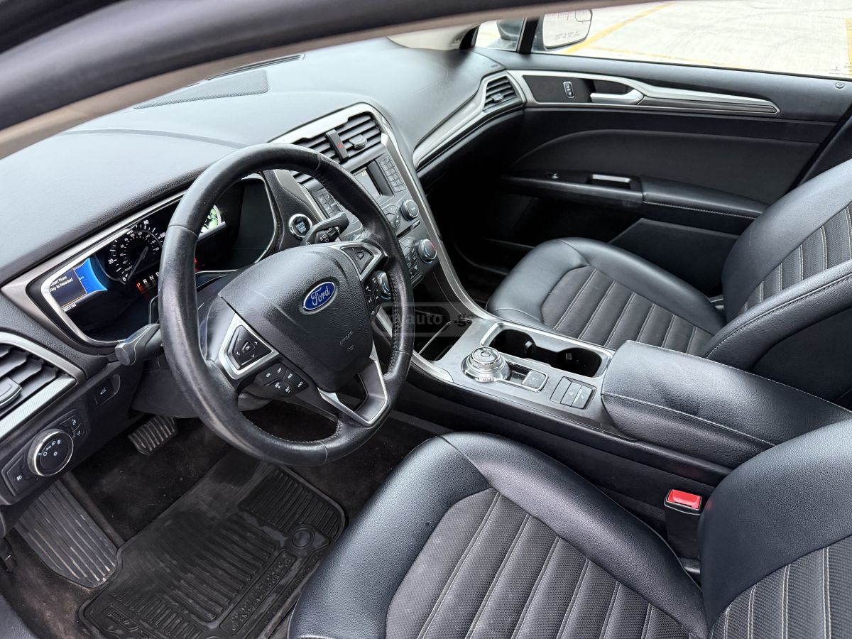 Ford Fusion - фото 12