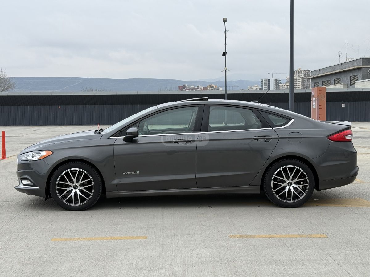Ford Fusion - фото 3