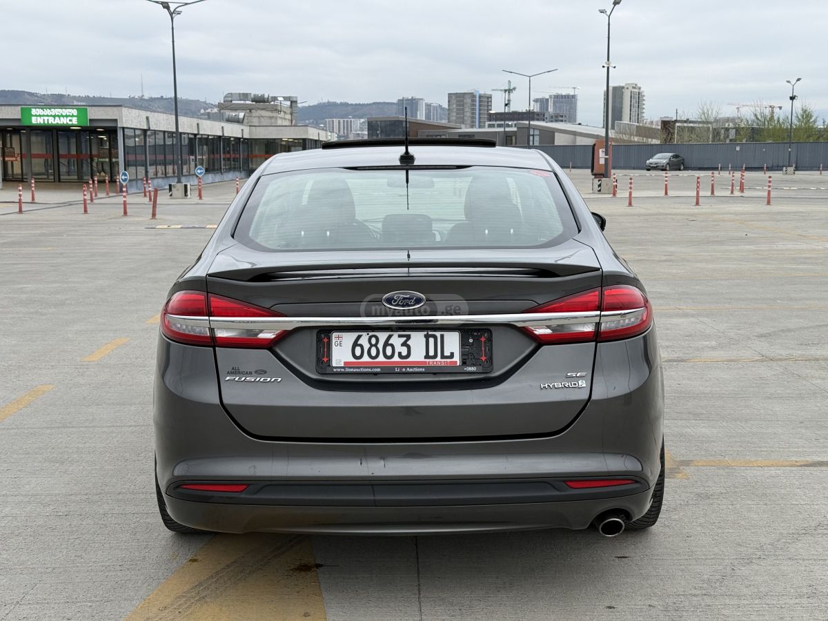 Ford Fusion - фото 5