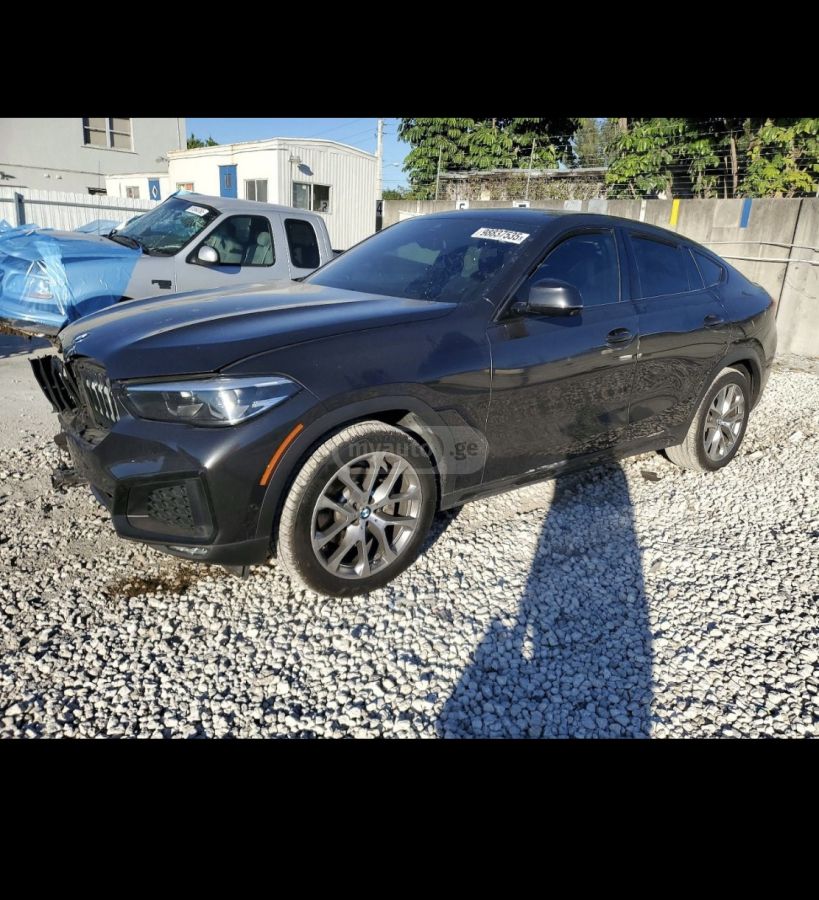 BMW X6 - фото 1