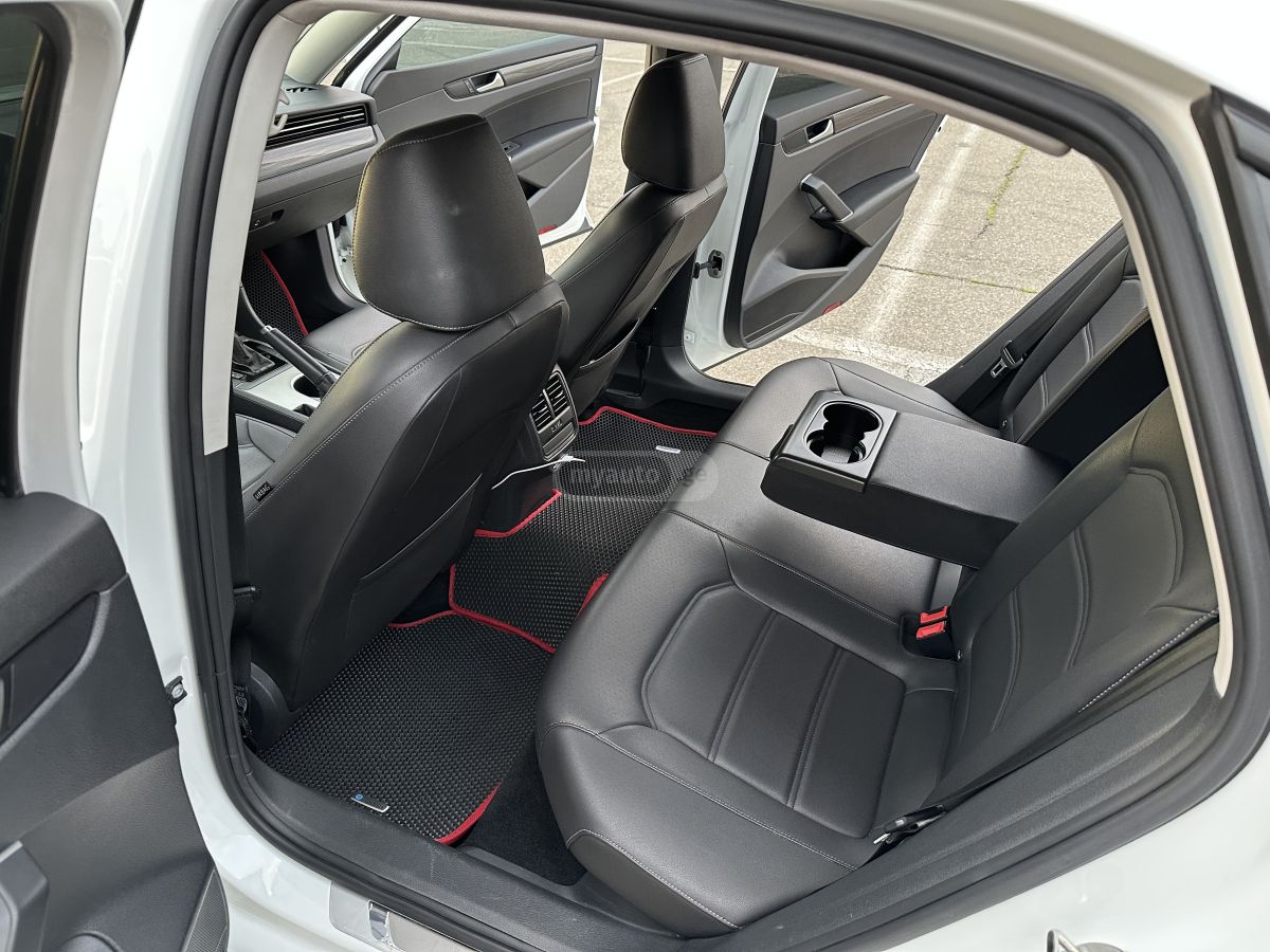 Volkswagen Passat - фото 11