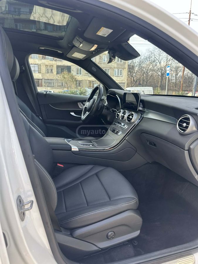 Mercedes-Benz Base GLC 300 4dr All-Wheel Dri — миниатюра 10