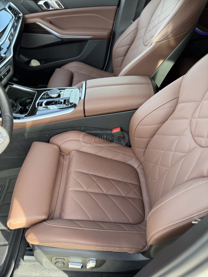 BMW X5 - фото 10