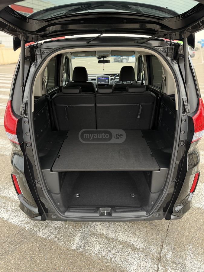 Honda Freed - фото 11