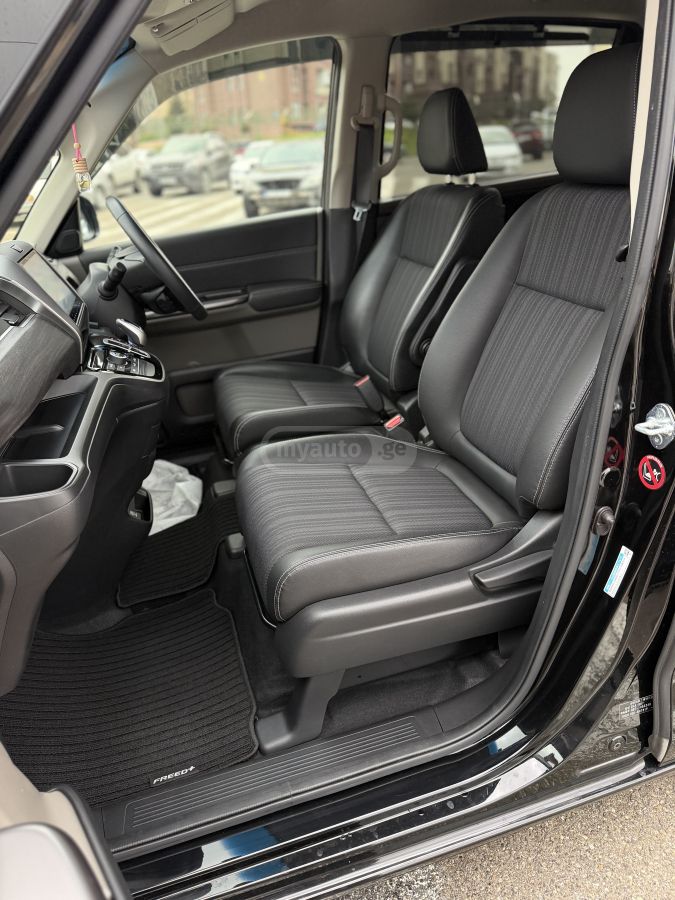 Honda Freed - фото 13