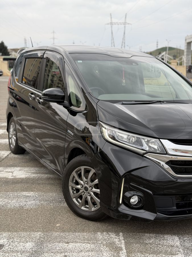 Honda Freed - фото 6